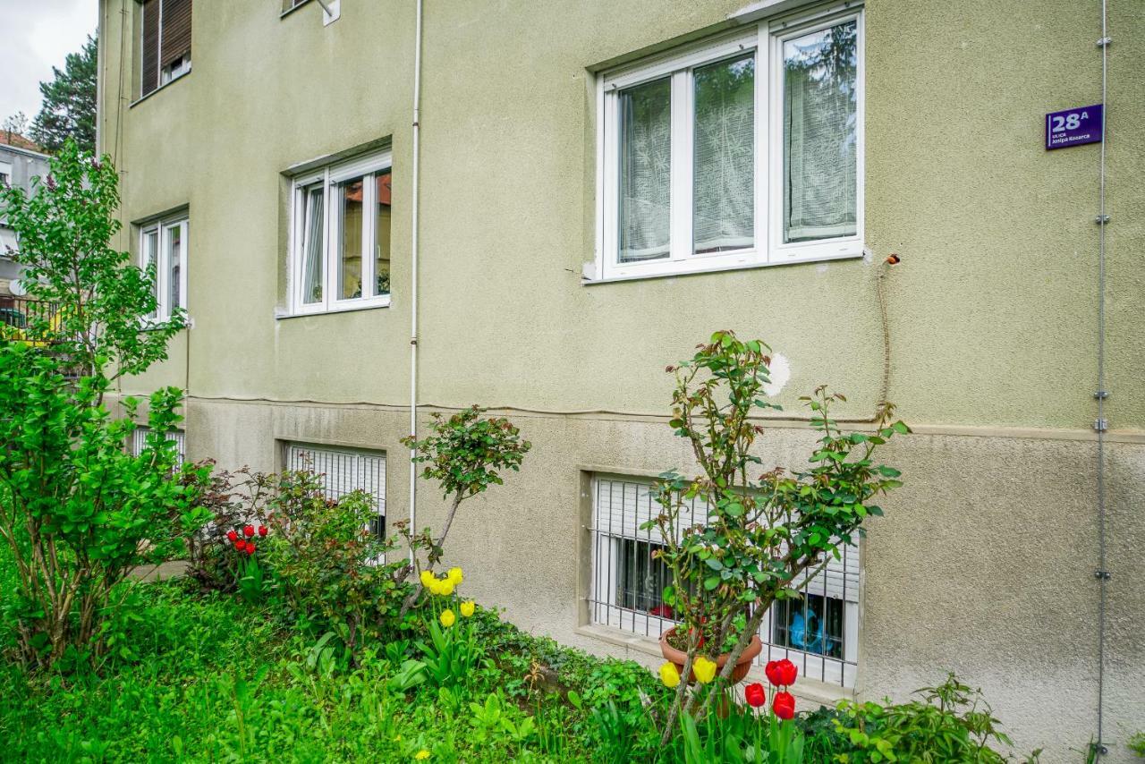 Yellow Bike Apartment Zagreb Exterior photo