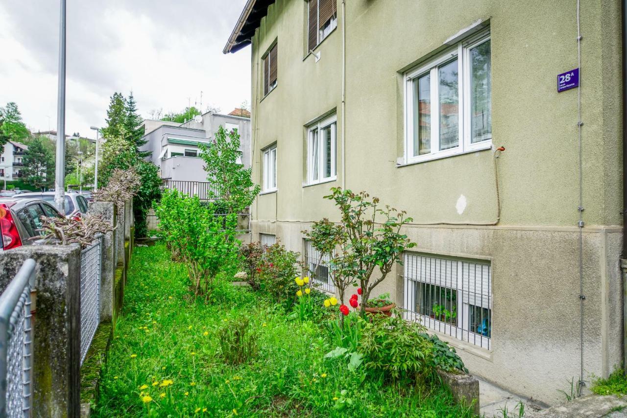 Yellow Bike Apartment Zagreb Exterior photo
